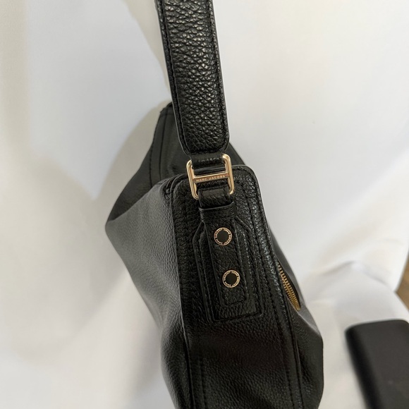 Marc Jacobs Black Pebbled Leather Shoulder Bag Bucket Style with Matching Wallet - Picture 5 of 11